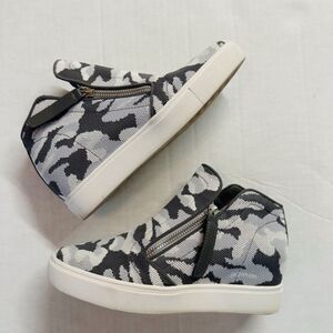 Steve Madden Click Wedge High Top Sneakers, Gray Camo Pattern, Women's Size 7
